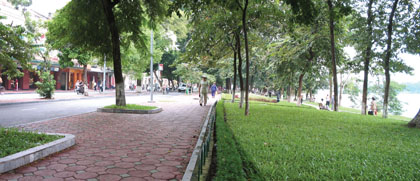 Hoan Kiem Lake, Hanoi